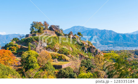 苗木城跡と恵那山(秋) 苗木城跡と恵那山(秋) 128335184