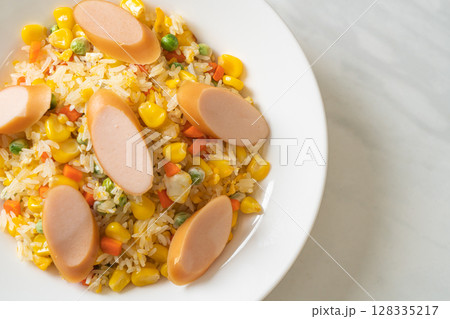fried rice with sausage and mixed vegetable 128335217