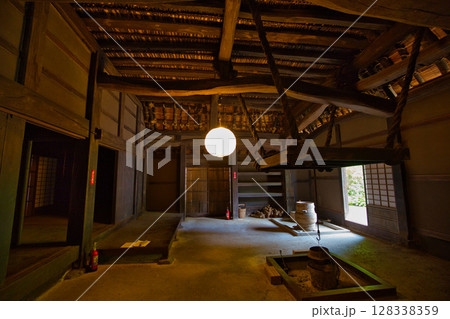 古き良き古民家 128338359