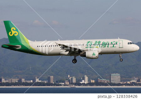 春秋航空中国A321関空アプローチ 128338426