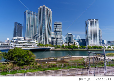 横浜 横浜駅東口周辺の風景 横浜 横浜駅東口周辺の風景 128338944
