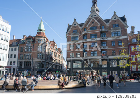 コペンハーゲンの街並み/デンマーク コペンハーゲンの街並み/デンマーク 128339203