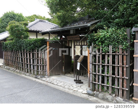 奈良市の入江泰吉旧居 128339559