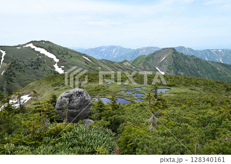 平ヶ岳、登山、新潟県 128340161