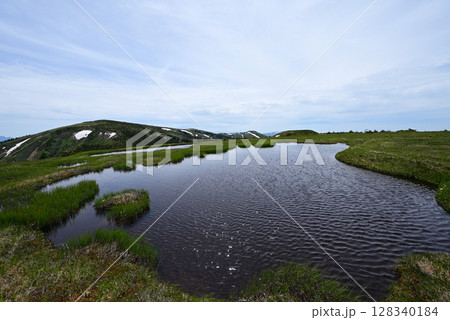 平ヶ岳、登山、新潟県 128340184