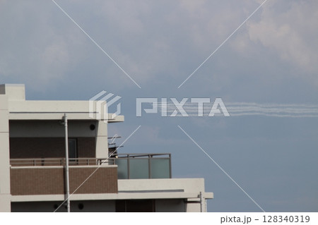 ブルーインパルス　大阪万博 128340319