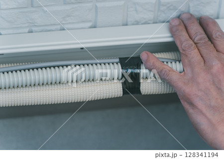 エアコン取り付け エアコン取り付け 128341194