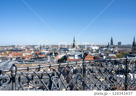 ラウンドタワーから望むコペンハーゲンの街並み／デンマーク 128341637