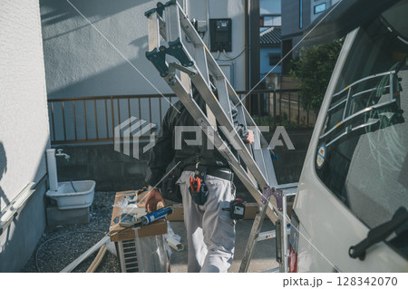 エアコン取り付け 128342070