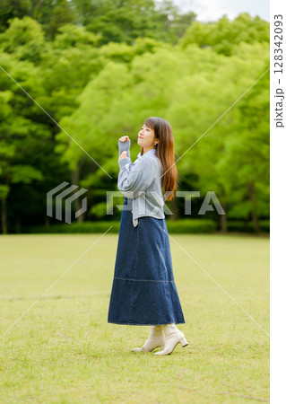 美しい日本女性 128342093