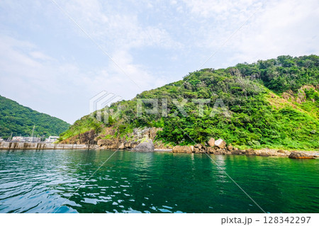 静岡県西伊豆の堂ヶ島 静岡県西伊豆の堂ヶ島 128342297