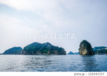 静岡県西伊豆の堂ヶ島 静岡県西伊豆の堂ヶ島 128342337