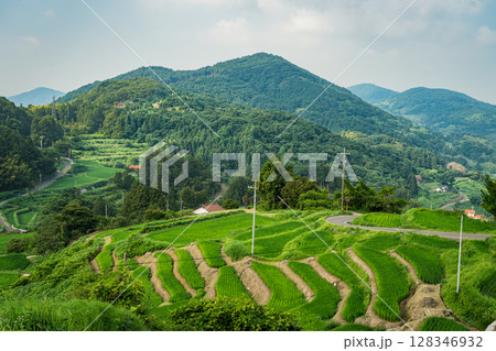 室谷の棚田　島根県浜田市 128346932