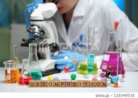 A Detailed Microscopic Exploration of the Process of Decomposition in a Laboratory Setting A Detailed Microscopic Exploration of the Process of Decomposition in a Laboratory Setting 128349538