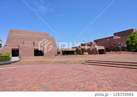 豊田市民文化会館（愛知県豊田市） 128350088