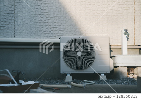 エアコン取り付け 128350815