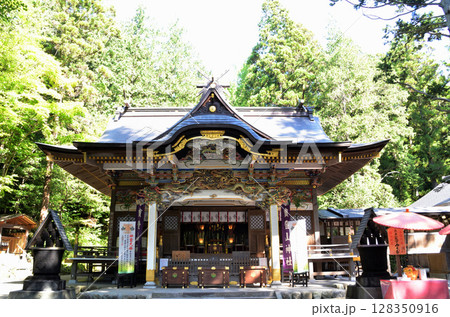 埼玉県秩父郡長瀞町のパワースポット　宝登山神社 128350916
