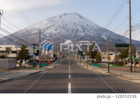 ニセコ 北海道 冬 スキー  スノーボード  ウインタースポーツ 羊蹄山 倶知安 アンヌプリ ニセコ 北海道 冬 スキー  スノーボード  ウインタースポーツ 羊蹄山 倶知安 アンヌプリ 128352338