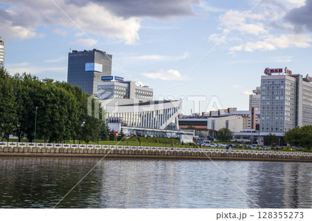 07.07.2025- Minsk, Belarus - Svislach river in the city. 128355273