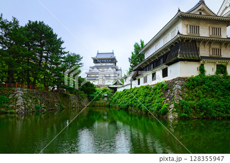 小倉城と八坂神社 128355947