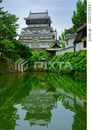 小倉城と八坂神社 128355954