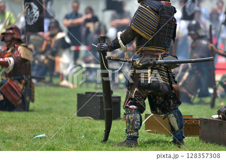 岡山城鉄砲隊　古式砲術演武　明石公園　時のウィーク 128357308