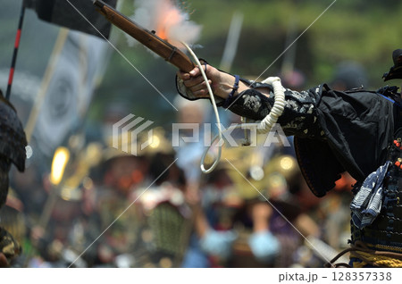 岡山城鉄砲隊 古式砲術演武 明石公園 時のウィーク 岡山城鉄砲隊 古式砲術演武 明石公園 時のウィーク 128357338