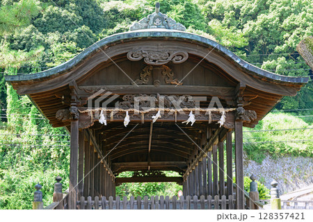 香川県金刀比羅宮近くの鞘橋南袂-3 128357421