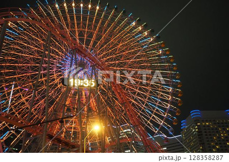 コスモワールド、観覧車 128358287