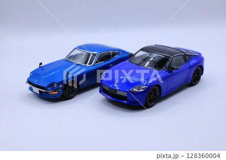 青い国産スポーツカー（ミニカー）　イメージ 128360004