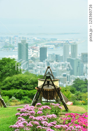 《神戸市》山間部に位置する植物園 布引ハーブ園 128360716