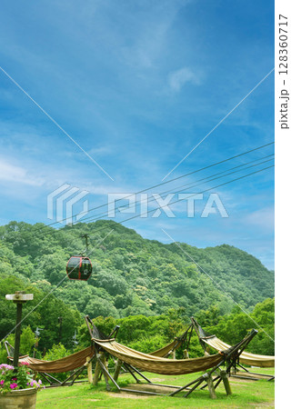 《神戸市》山間部に位置する植物園 布引ハーブ園 128360717