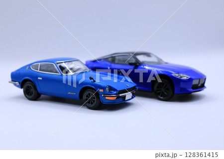 青い国産スポーツカー（ミニカー）　イメージ 128361415