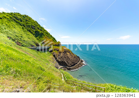 角田岬灯台から見る絶景 128363941