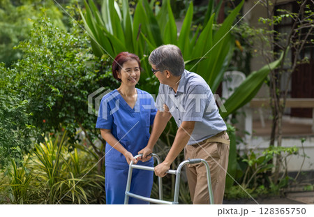 Nurse explaining procedure to patient . Nursing home service and elderly people health care. Elderly care concept. Nurse explaining procedure to patient . Nursing home service and elderly people health care. Elderly care concept. 128365750