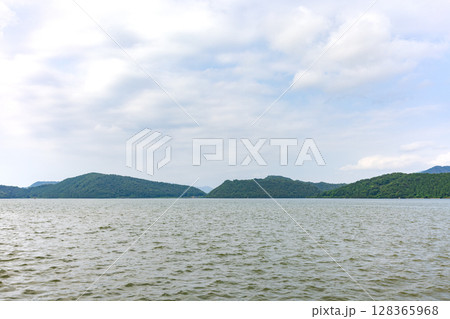 福井県、三方五湖の風景 福井県、三方五湖の風景 128365968