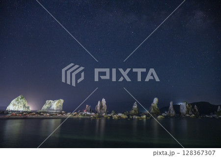 橋杭岩の夜 128367307