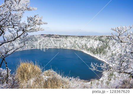 樹氷の大浪池 128367620