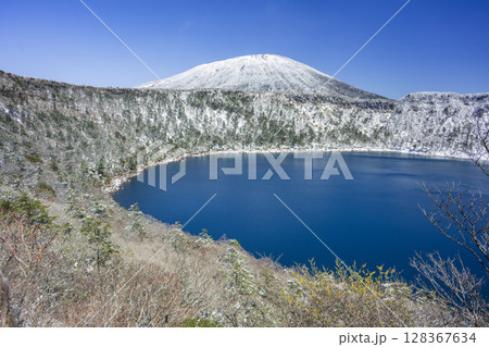 樹氷の大浪池 樹氷の大浪池 128367634