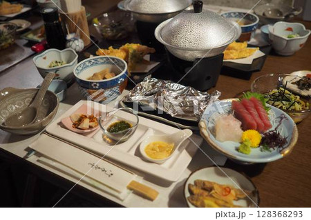 旅館の懐石料理 旅館の懐石料理 128368293