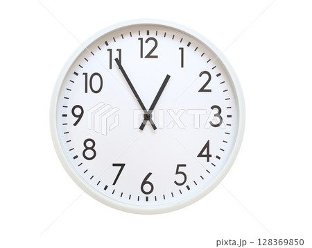 Wall clock showing 00:55 or 12:55. minimalist analog wall clock. suitable for time concept, deadline, schedule, or time zone visuals. 128369850