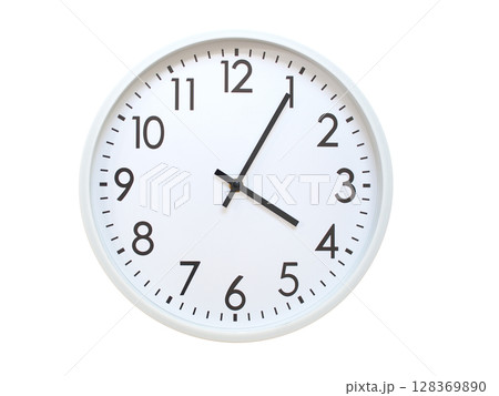 Wall clock showing 04:05 or 16:05. minimalist analog wall clock. suitable for time concept, deadline, schedule, or time zone visuals. Wall clock showing 04:05 or 16:05. minimalist analog wall clock. suitable for time concept, deadline, schedule, or time zone visuals. 128369890