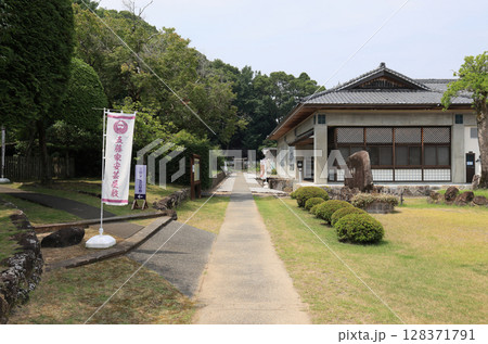 土居廓中の伝統的建造物群保存地区内の安芸城跡 土居廓中の伝統的建造物群保存地区内の安芸城跡 128371791