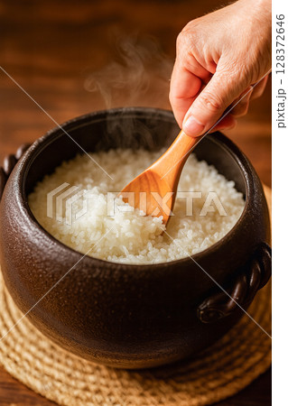 土鍋ご飯 128372646