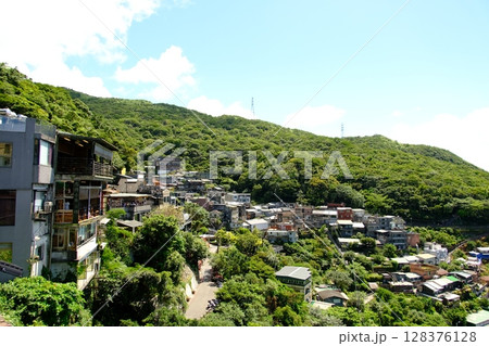 ノスタルジックな風景「九份」 128376128