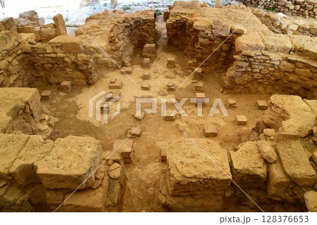 キプロス、リマソル(レメソス)郊外、クリオンの古代遺跡、エウストリオスの家、浴場跡 キプロス、リマソル(レメソス)郊外、クリオンの古代遺跡、エウストリオスの家、浴場跡 128376653