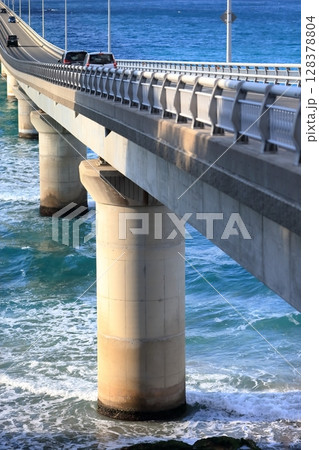 角島大橋(山口県下関市) 角島大橋(山口県下関市) 128378804