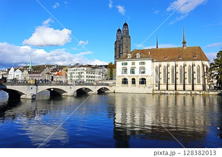 スイス・チューリッヒのグロスミュンスター スイス・チューリッヒのグロスミュンスター 128382013