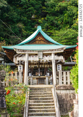 京都市左京区浄土寺真如町の日吉神社　鳥居 128382725