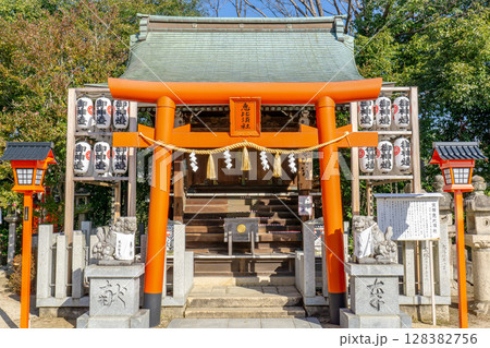 兵庫県宝塚市社町の宝塚神社 摂末社(宝塚恵比須社) 兵庫県宝塚市社町の宝塚神社 摂末社(宝塚恵比須社) 128382756